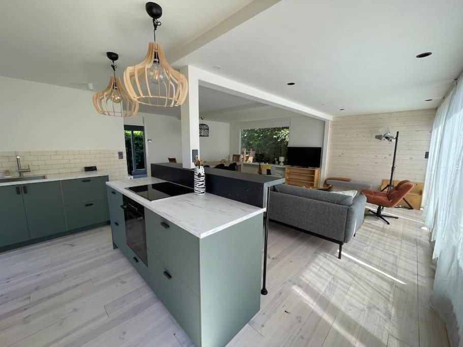 יוליאנאדורפ Modern Beach House For 12 Pers! With Jacuzzi מראה חיצוני תמונה